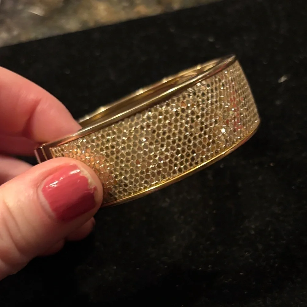 Elegant Gold Sparkling Cuff Hinged Bracelet